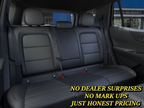 New 2026 Chevrolet Equinox LT w/ Convenience Package II FWD image 17