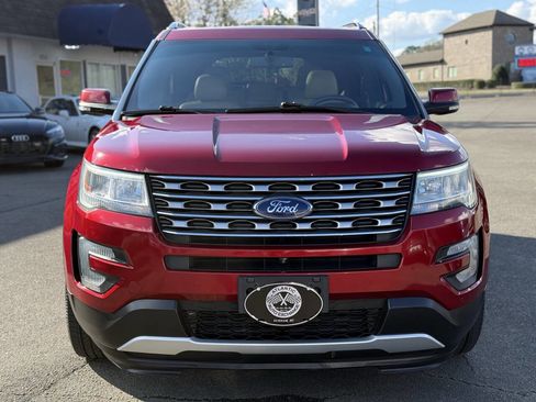 Used 2017 Ford Explorer Limited image 3