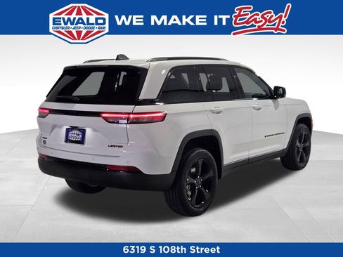 New 2025 Jeep Grand Cherokee Limited image 21