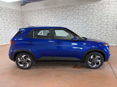 New 2026 Hyundai Venue SEL image 8