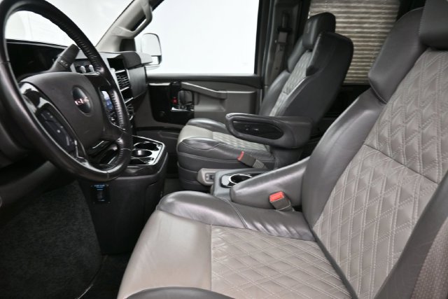 Used 2022 GMC Savana 2500 w/ Enhanced Convenience Package RWD image 16