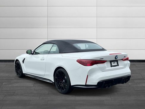 Used 2026 BMW M4 xDrive Competition w/ Executive Package image 3