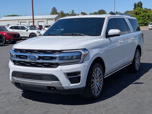 Used 2022 Ford Expedition Max Limited AWD/4WD image 10
