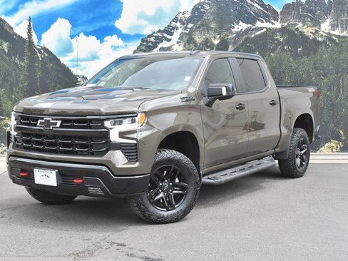 Used 2023 Chevrolet Silverado 1500 LT Trail Boss w/ Convenience Package II AWD/4WD image 6