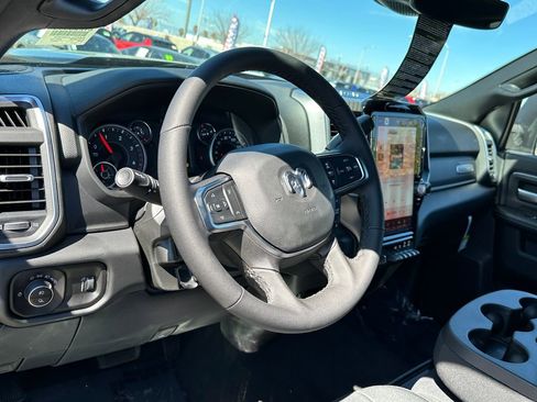 New 2026 RAM 2500 Big Horn AWD/4WD image 19