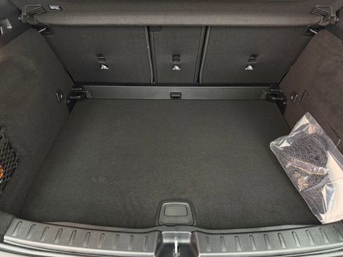 New 2026 Mercedes-Benz GLA 250 GLA 250 image 24