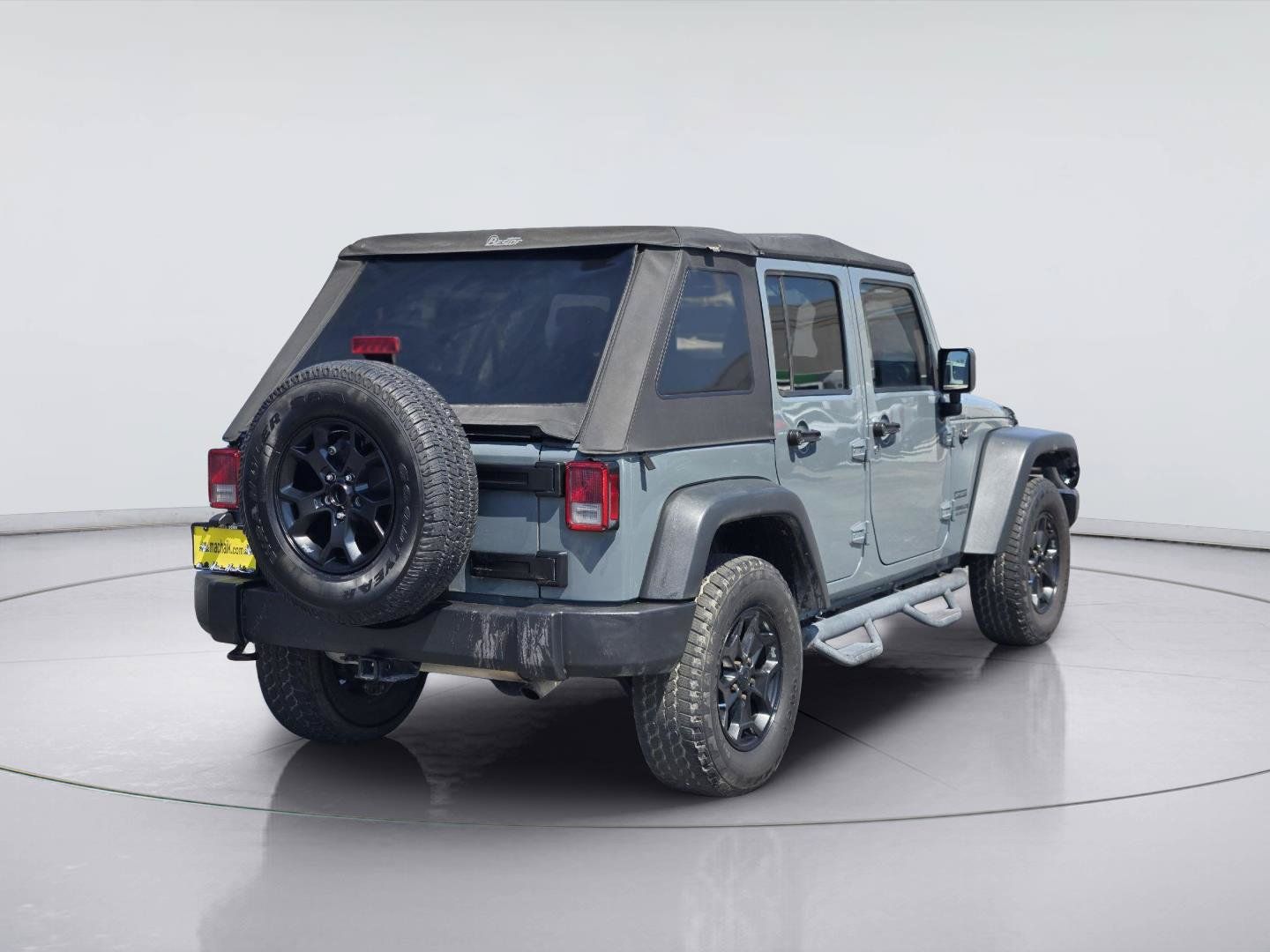 Used 2015 Jeep Wrangler Unlimited Sport w/ Quick Order Package 24S AWD/4WD image 8