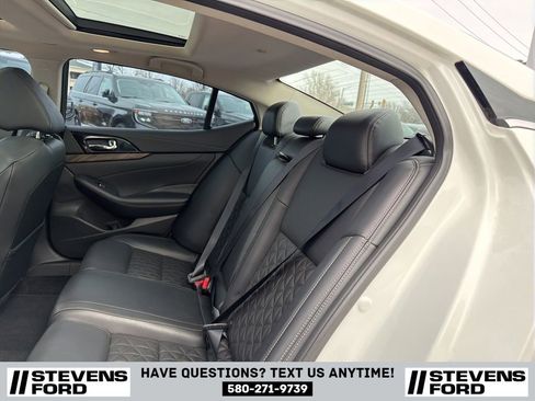 Used 2016 Nissan Maxima Platinum image 28