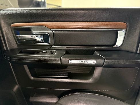 Used 2018 RAM 3500 Laramie AWD/4WD image 18