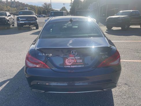Used 2018 Mercedes-Benz CLA 250 4MATIC image 10