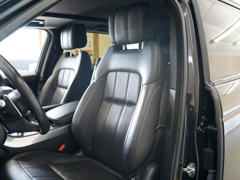 Used 2019 Land Rover Range Rover Sport Supercharged AWD/4WD image 26