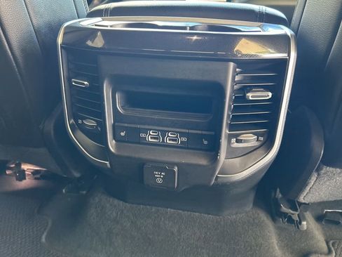Used 2021 RAM 1500 Laramie image 36