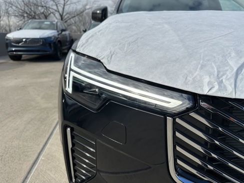 New 2026 Volvo XC90 T8 Ultra w/ Protection Package Premier image 10