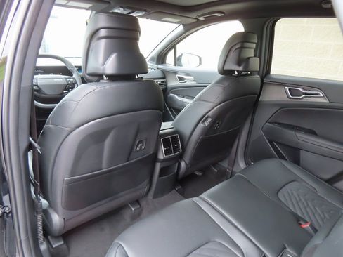 Certified 2026 Kia Sportage X-Line w/ X-Line Premium Package AWD/4WD image 22