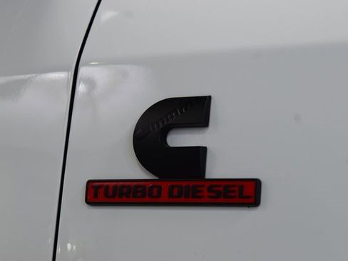 Used 2024 RAM 2500 Limited image 15