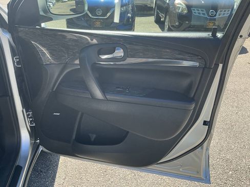 Used 2013 Buick Enclave Leather w/ LPO, Cargo Convenience Pkg FWD image 38
