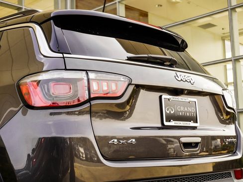 Used 2017 Jeep Compass Limited w/ Navigation Group image 13