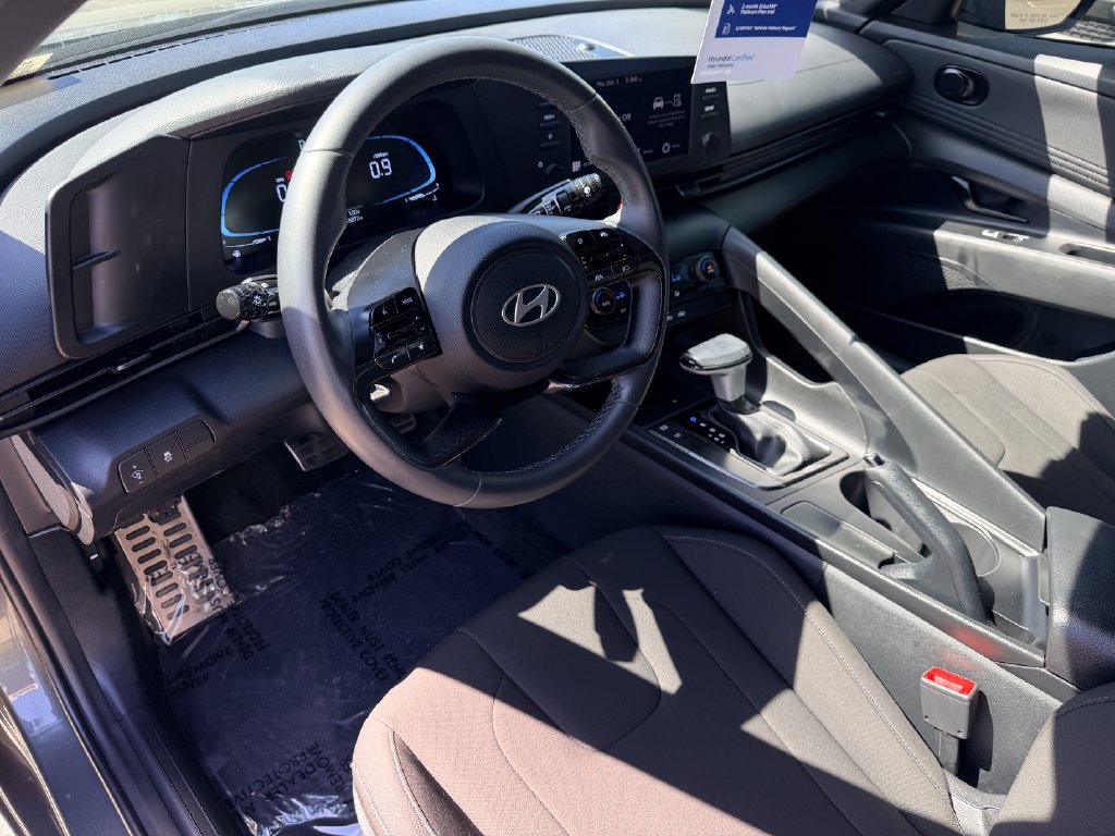 Certified 2025 Hyundai Elantra Sport FWD image 23