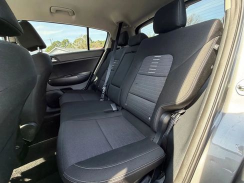 Used 2018 Kia Sportage LX image 27