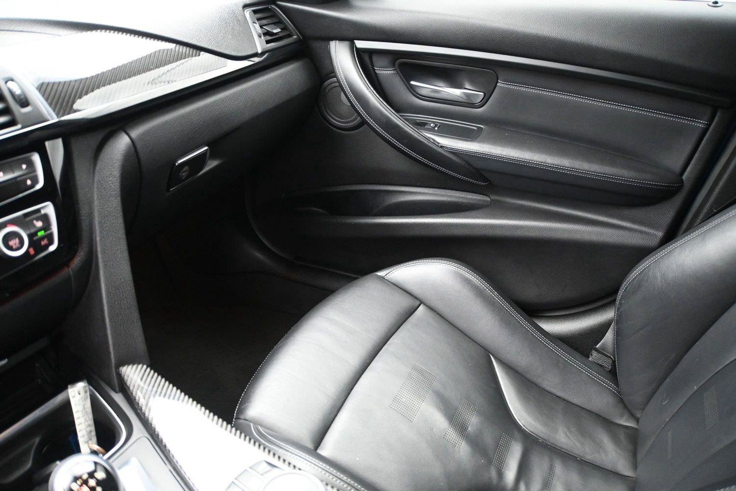 Used 2018 BMW M3 RWD image 7