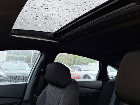 Used 2025 Honda Accord Sport image 11