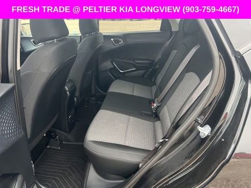 Certified 2025 Kia Soul EX image 9