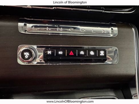 Certified 2025 Lincoln Aviator Reserve w/ Illumination Package AWD/4WD image 54