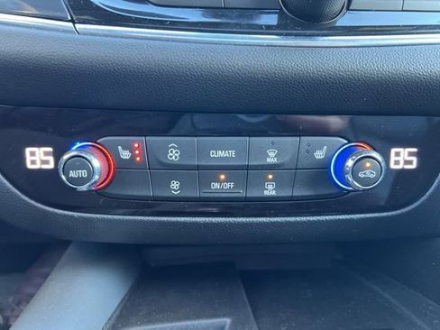 Used 2023 Buick Enclave Essence w/ Experience Buick Package image 14