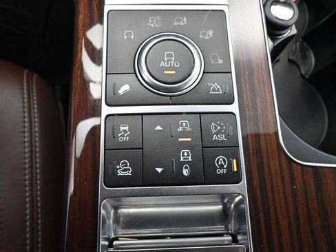 Used 2016 Land Rover Range Rover Long Wheelbase Autobiography image 28
