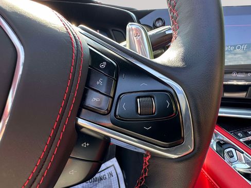 Used 2021 Chevrolet Corvette Stingray Premium Conv w/ Z51 Performance Package RWD image 19