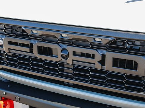 New 2025 Ford Bronco Raptor image 5