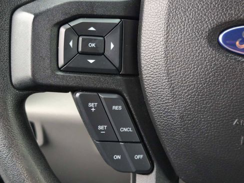 Used 2016 Ford F150 XLT RWD image 22