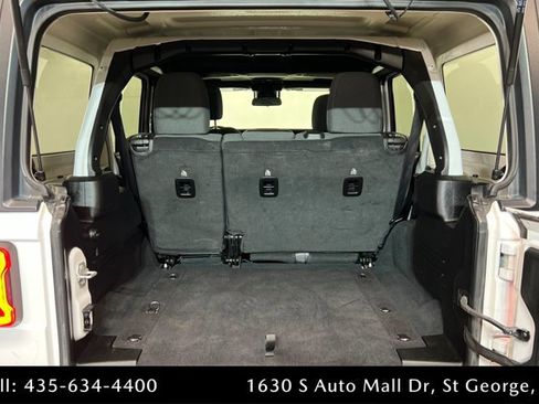 Used 2024 Jeep Wrangler Rubicon image 23