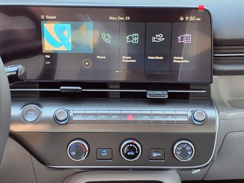 New 2026 Hyundai Kona SE image 9