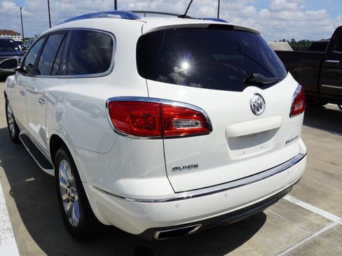 Used 2014 Buick Enclave Premium image 7