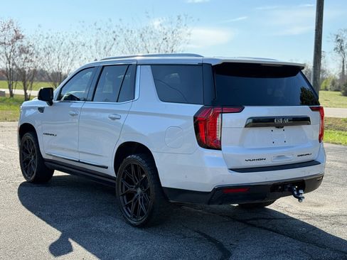 Used 2023 GMC Yukon Denali Ultimate w/ LPO, Floor Liner Package AWD/4WD image 7