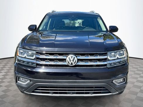 Used 2018 Volkswagen Atlas SEL Premium image 2