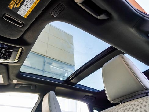 Used 2023 Lexus RX 350 Premium Plus image 32