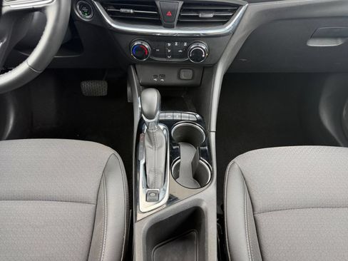 Used 2025 Buick Encore GX Preferred FWD image 35