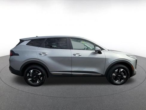 Used 2026 Kia Sportage LX AWD/4WD image 16