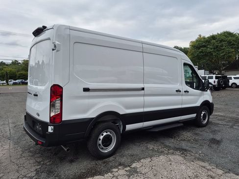 New 2026 Ford Transit 150 148 Medium Roof w/ Load Area Protection Package RWD image 6