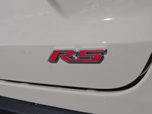 New 2026 Chevrolet Trax RS w/ Driver Confidence Package FWD image 16