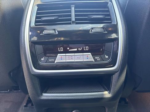 Used 2022 BMW X5 xDrive40i AWD/4WD image 48