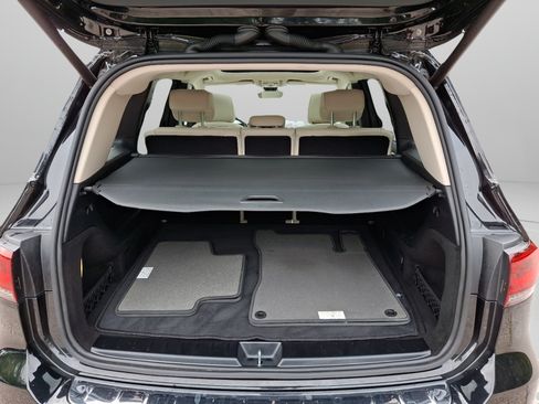 Used 2023 Mercedes-Benz GLB 250 4MATIC image 26