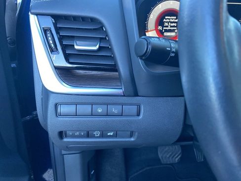 Used 2024 Nissan Rogue Platinum w/ Platinum Premium Package image 28