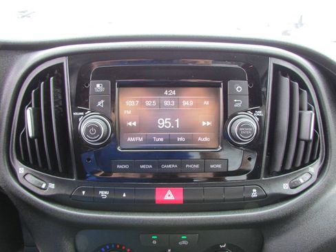 Used 2022 RAM ProMaster City Tradesman FWD image 23