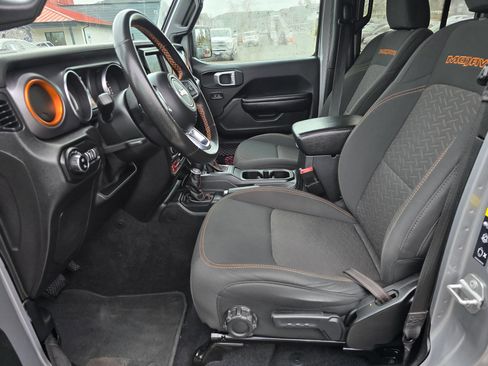 Used 2020 Jeep Gladiator Mojave AWD/4WD image 24