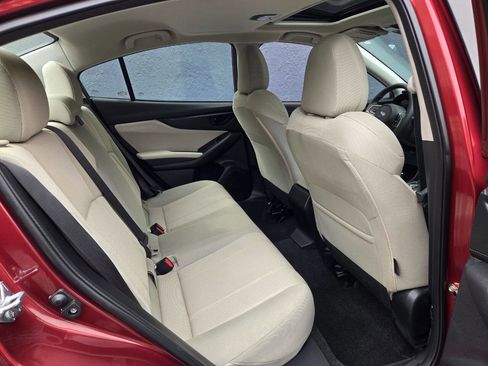 Used 2021 Subaru Impreza 2.0i Premium image 10