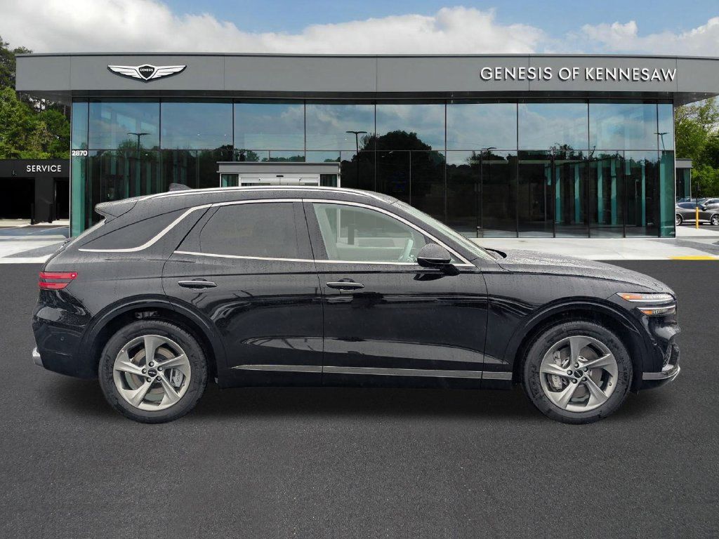 Used 2026 Genesis GV70 2.5T Advanced AWD/4WD image 9