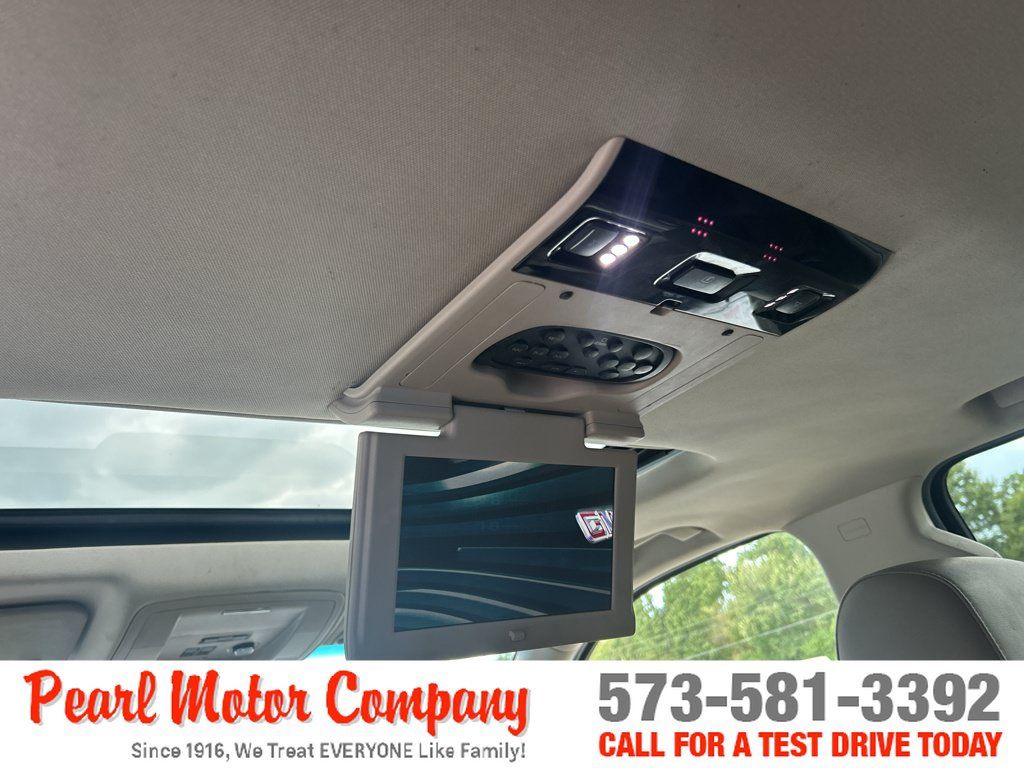 Used 2017 GMC Yukon XL SLT w/ Premium Edition AWD/4WD image 23